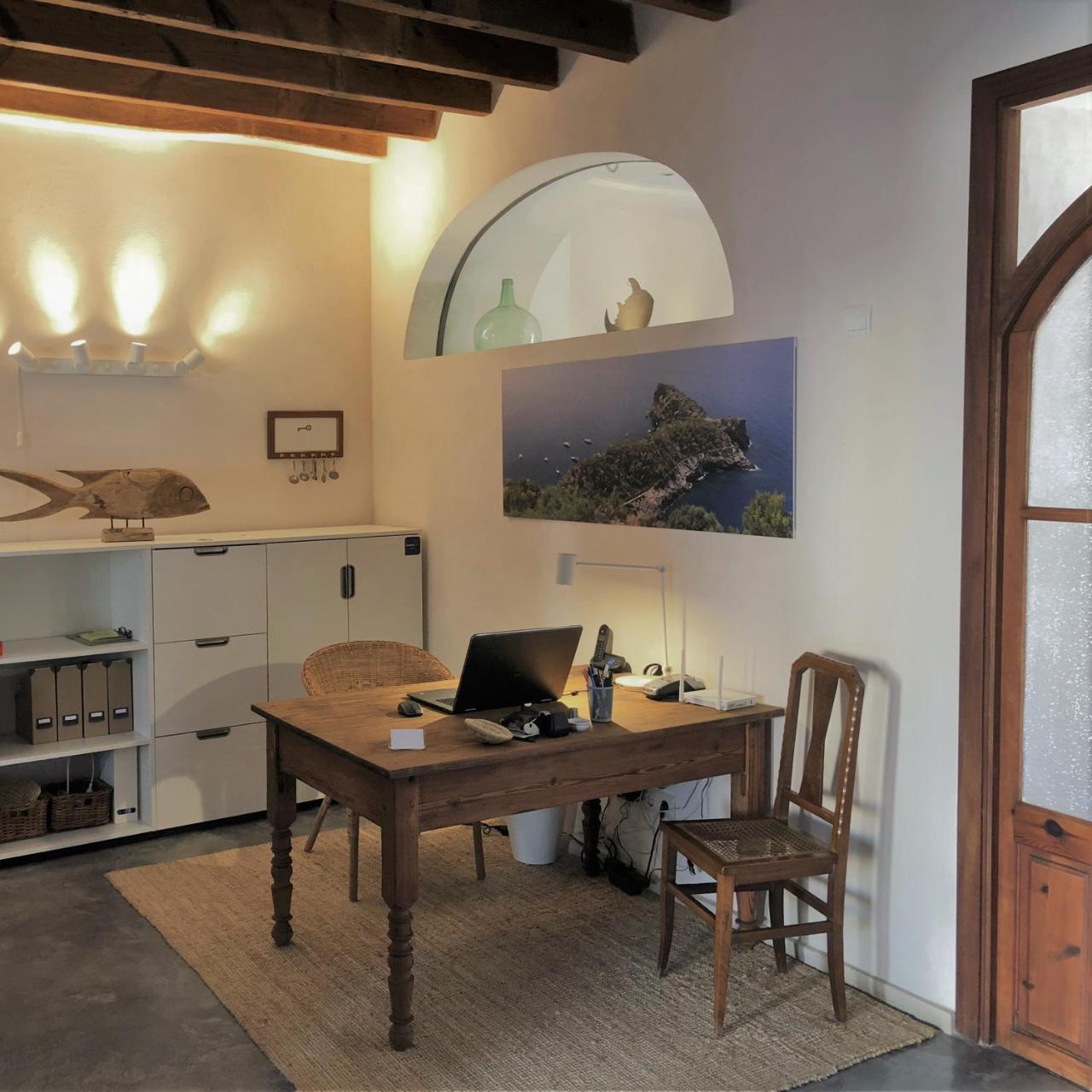 Vista De La Vila - Turismo De Interior. Llubi Luaran gambar